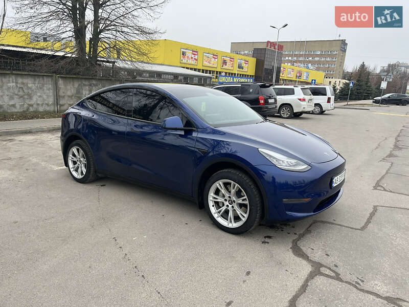 Внедорожник / Кроссовер Tesla Model Y 2020 в Виннице