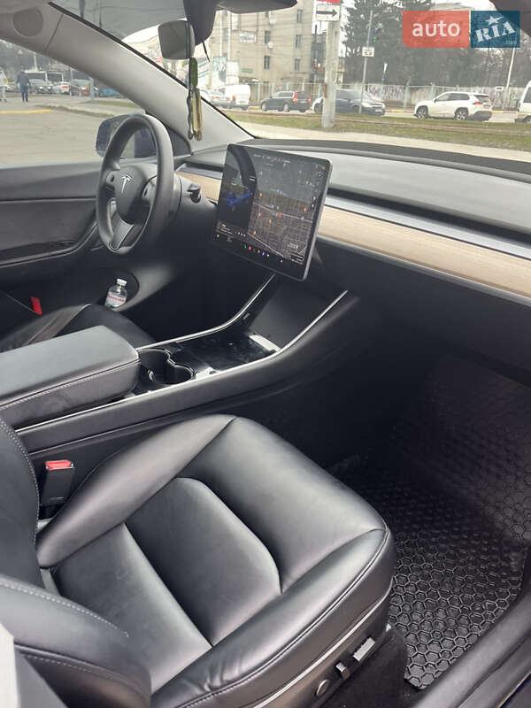Внедорожник / Кроссовер Tesla Model Y 2020 в Виннице