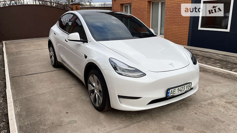 Внедорожник / Кроссовер Tesla Model Y 2020 в Кривом Роге