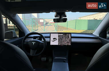 Внедорожник / Кроссовер Tesla Model Y 2021 в 