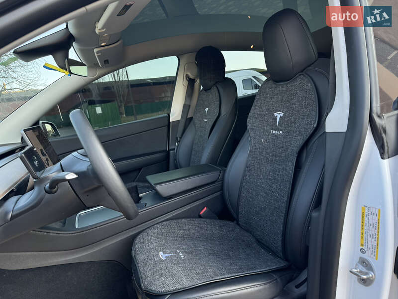 Внедорожник / Кроссовер Tesla Model Y 2021 в Виннице