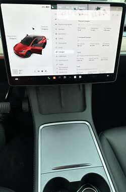 Позашляховик / Кросовер Tesla Model Y 2023 в Буську