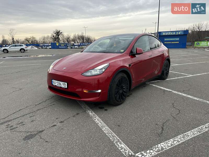 Внедорожник / Кроссовер Tesla Model Y 2020 в Киеве