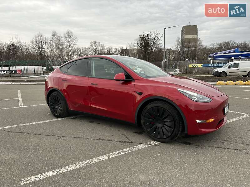 Внедорожник / Кроссовер Tesla Model Y 2020 в Киеве