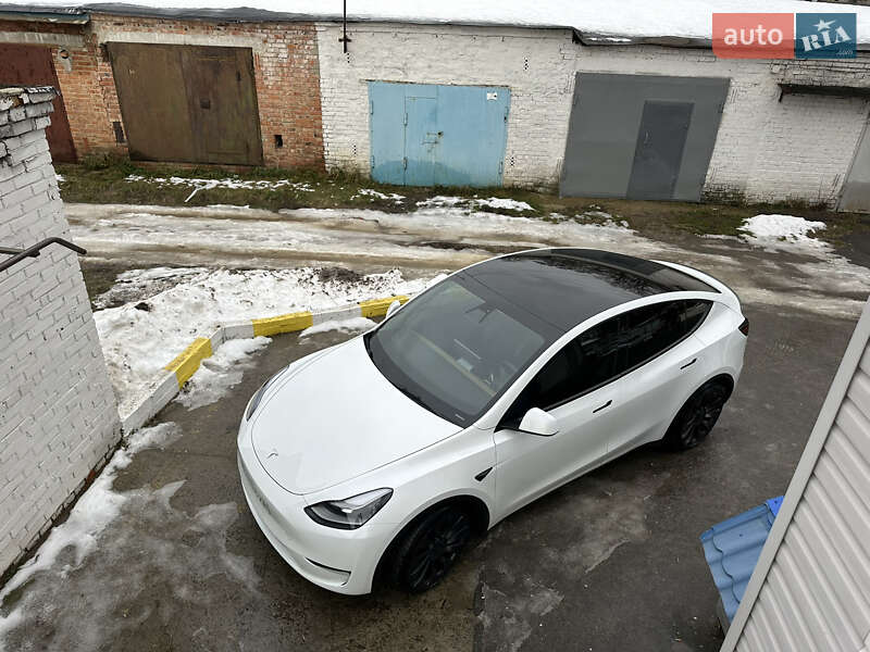 Внедорожник / Кроссовер Tesla Model Y 2022 в Сумах
