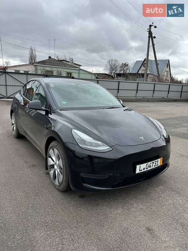 Позашляховик / Кросовер Tesla Model Y 2022 в Києві