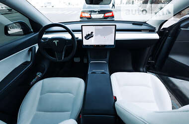 Внедорожник / Кроссовер Tesla Model Y 2020 в 