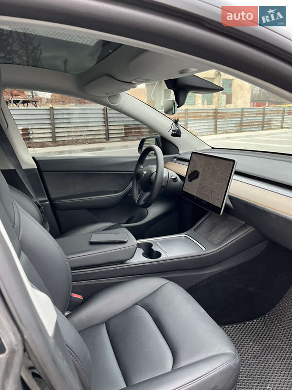 Внедорожник / Кроссовер Tesla Model Y 2022 в Самборе