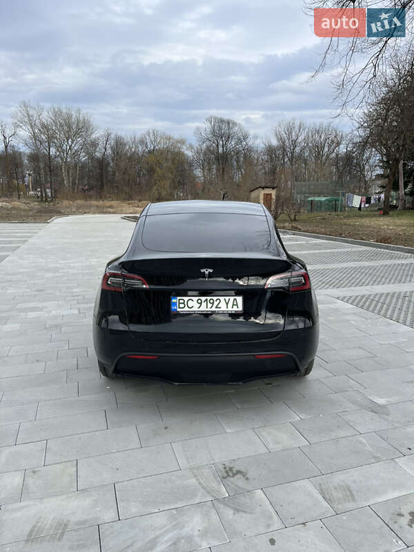 Внедорожник / Кроссовер Tesla Model Y 2022 в Самборе