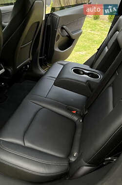 Позашляховик / Кросовер Tesla Model Y 2022 в Самборі