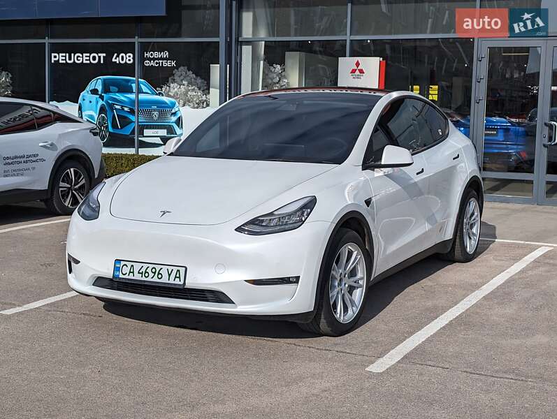Внедорожник / Кроссовер Tesla Model Y 2021 в Черкассах