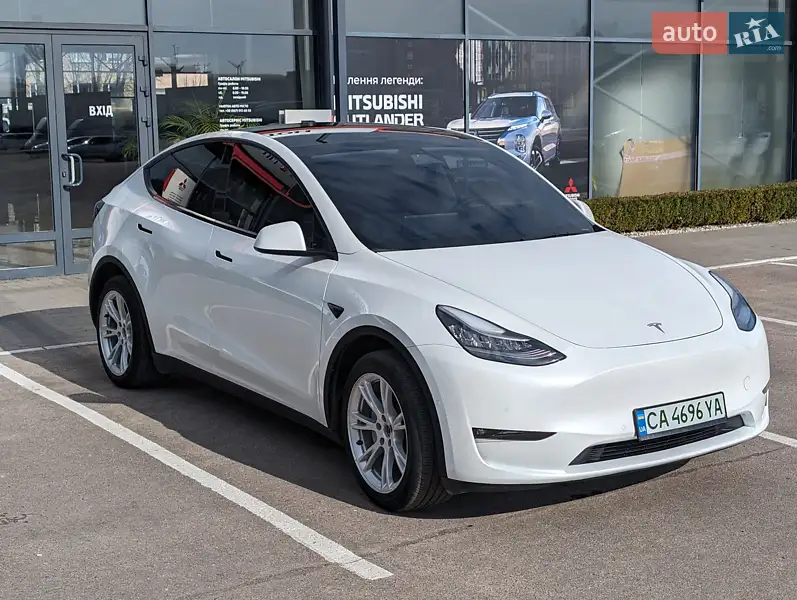 Tesla Model Y