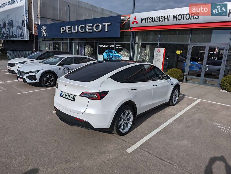 Внедорожник / Кроссовер Tesla Model Y 2021 в Черкассах