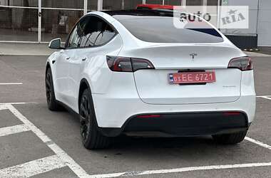 Внедорожник / Кроссовер Tesla Model Y 2021 в Ровно