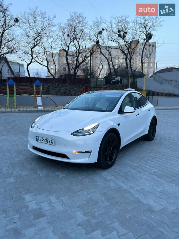 Внедорожник / Кроссовер Tesla Model Y 2022 в Киеве
