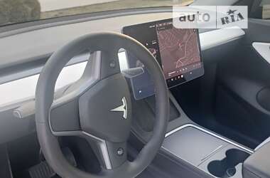 Внедорожник / Кроссовер Tesla Model Y 2021 в 