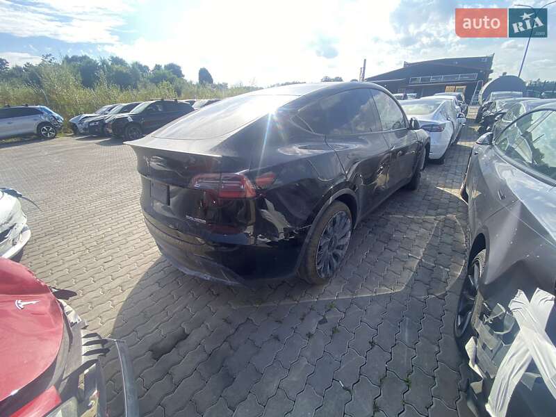 Внедорожник / Кроссовер Tesla Model Y 2022 в Полтаве