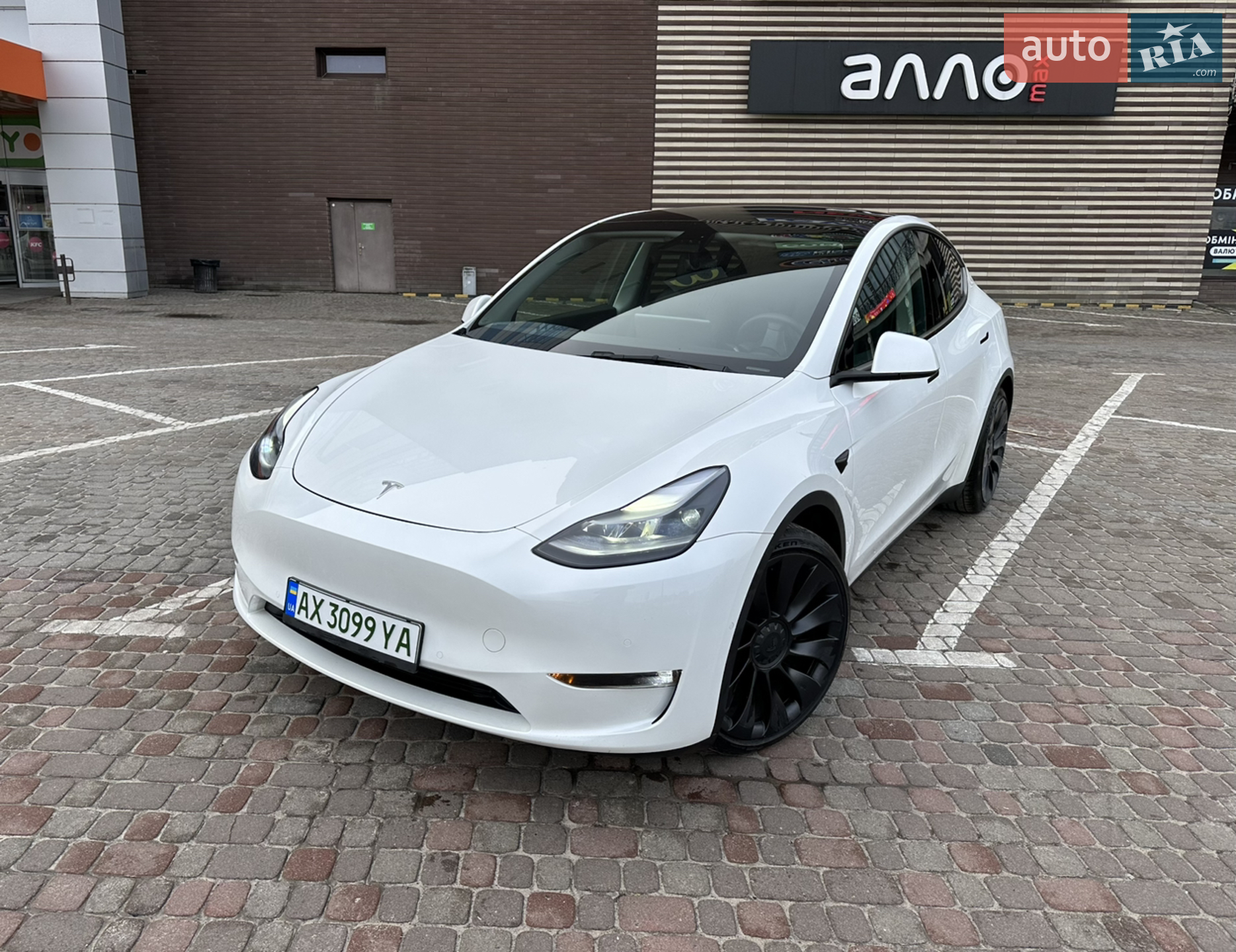 2021 Tesla Model Y - мініатюра 2