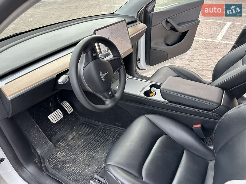 Внедорожник / Кроссовер Tesla Model Y 2021 в Харькове