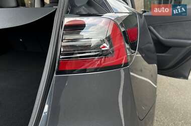 Внедорожник / Кроссовер Tesla Model Y 2022 в Киеве