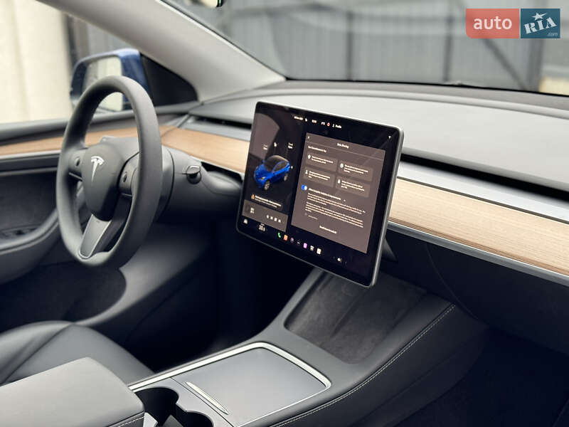 Внедорожник / Кроссовер Tesla Model Y 2023 в Львове фото 12 Внедорожник / Кроссовер Tesla Model Y 2023 в Львове