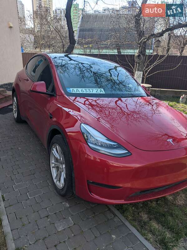 Позашляховик / Кросовер Tesla Model Y 2022 в Києві
