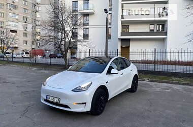 Позашляховик / Кросовер Tesla Model Y 2022 в Києві