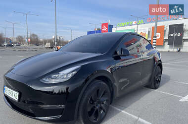 Внедорожник / Кроссовер Tesla Model Y 2023 в 