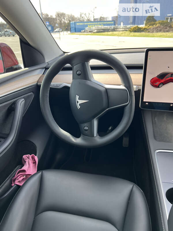 Внедорожник / Кроссовер Tesla Model Y 2023 в Днепре