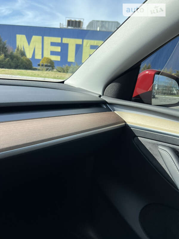 Внедорожник / Кроссовер Tesla Model Y 2023 в Днепре