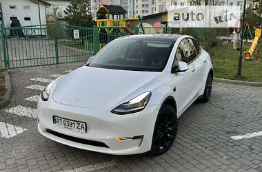 Позашляховик / Кросовер Tesla Model Y 2022 в Івано-Франківську