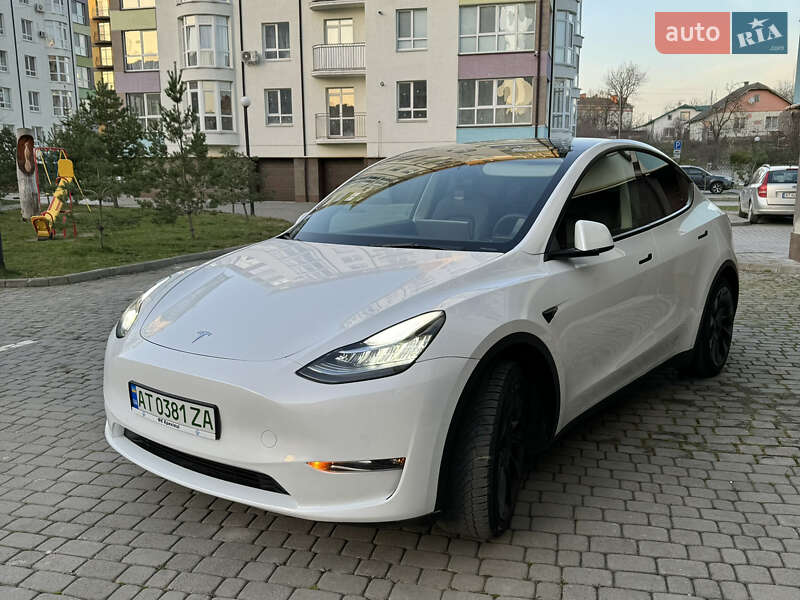 Внедорожник / Кроссовер Tesla Model Y 2022 в Ивано-Франковске