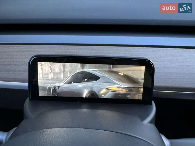 Внедорожник / Кроссовер Tesla Model Y 2022 в Ивано-Франковске