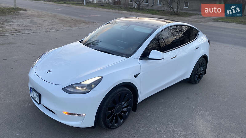 Внедорожник / Кроссовер Tesla Model Y 2022 в Одессе