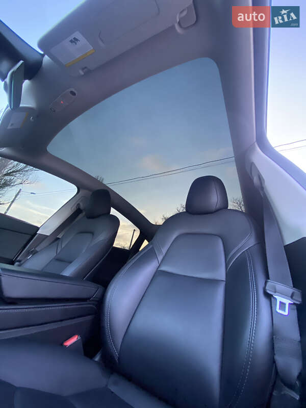 Внедорожник / Кроссовер Tesla Model Y 2022 в Одессе