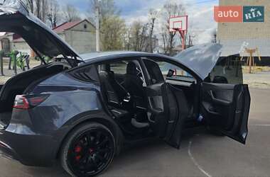 Внедорожник / Кроссовер Tesla Model Y 2021 в Харькове