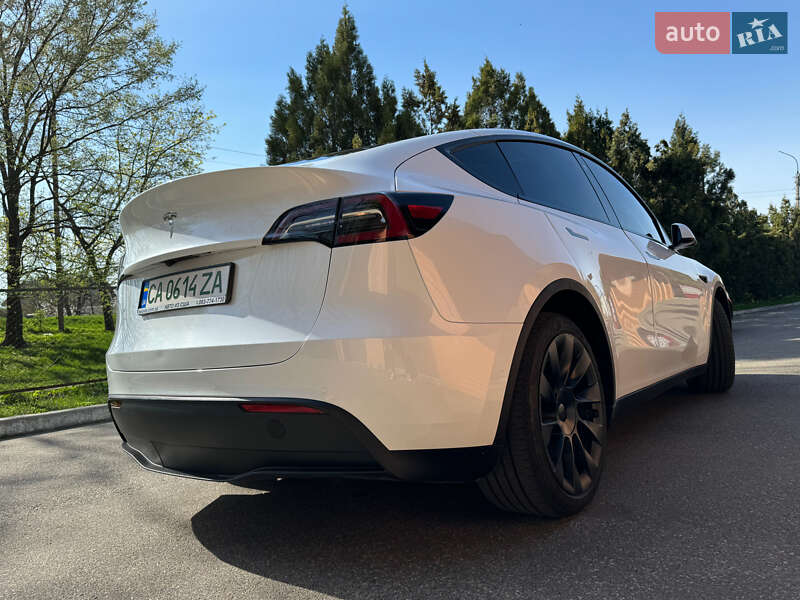 Позашляховик / Кросовер Tesla Model Y 2020 в Черкасах