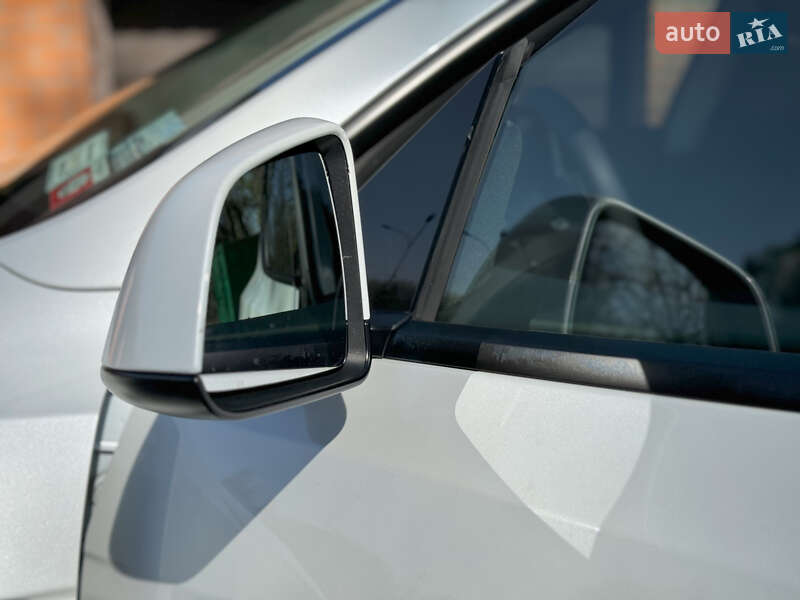 Позашляховик / Кросовер Tesla Model Y 2020 в Черкасах