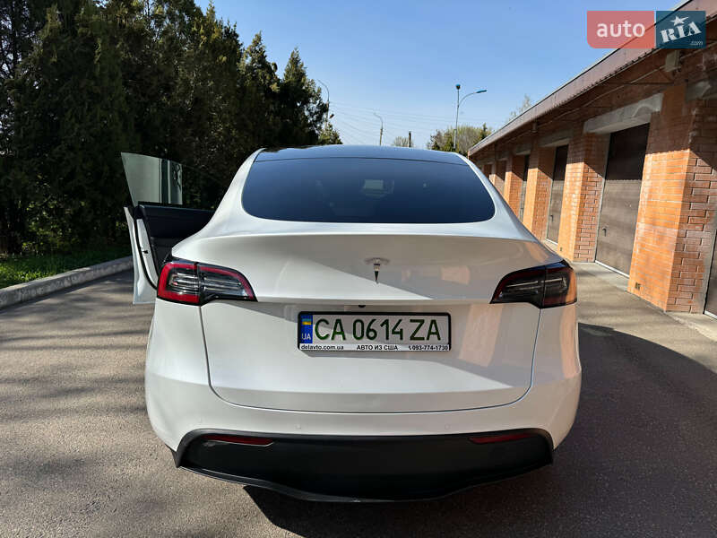 Позашляховик / Кросовер Tesla Model Y 2020 в Черкасах