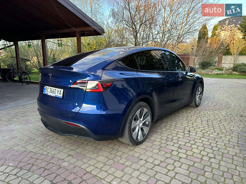 Внедорожник / Кроссовер Tesla Model Y 2021 в Львове