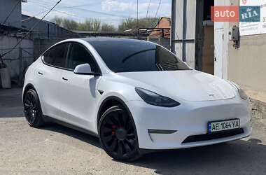 Внедорожник / Кроссовер Tesla Model Y 2022 в 