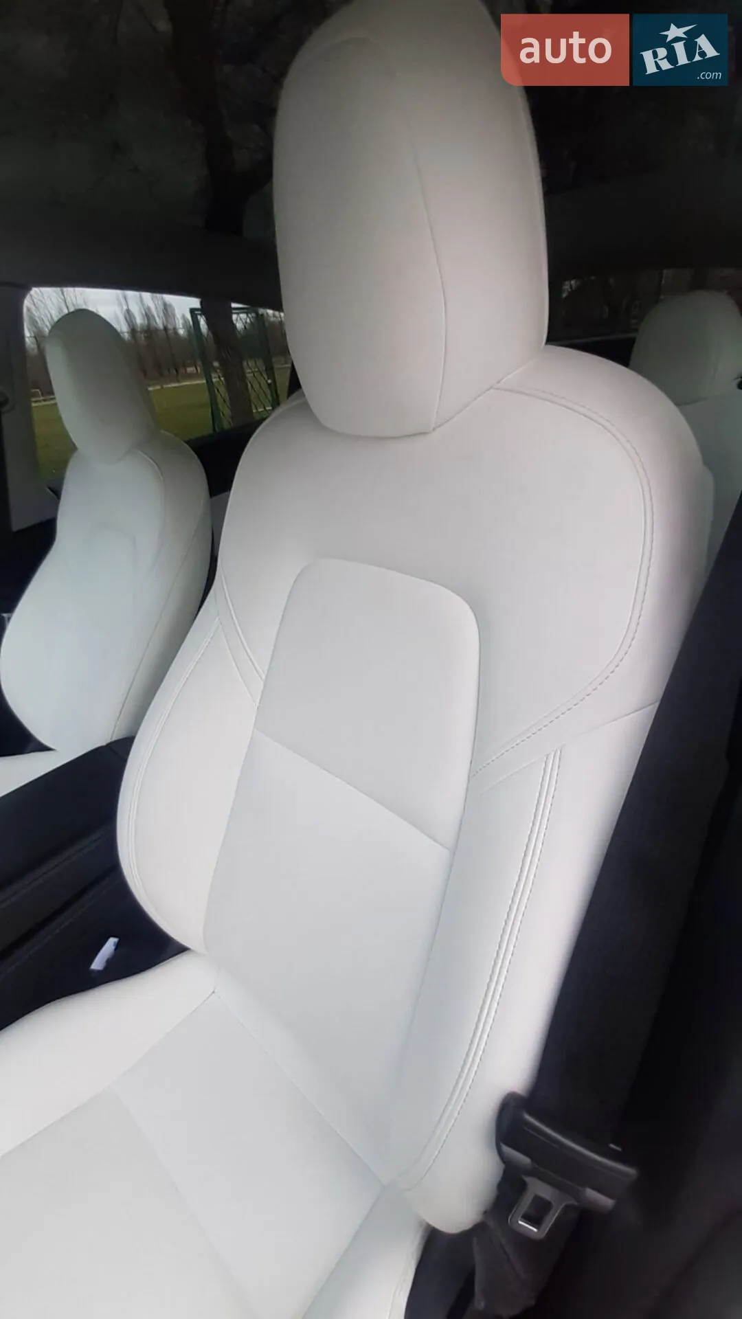 2021 Tesla Model Y - мініатюра 9