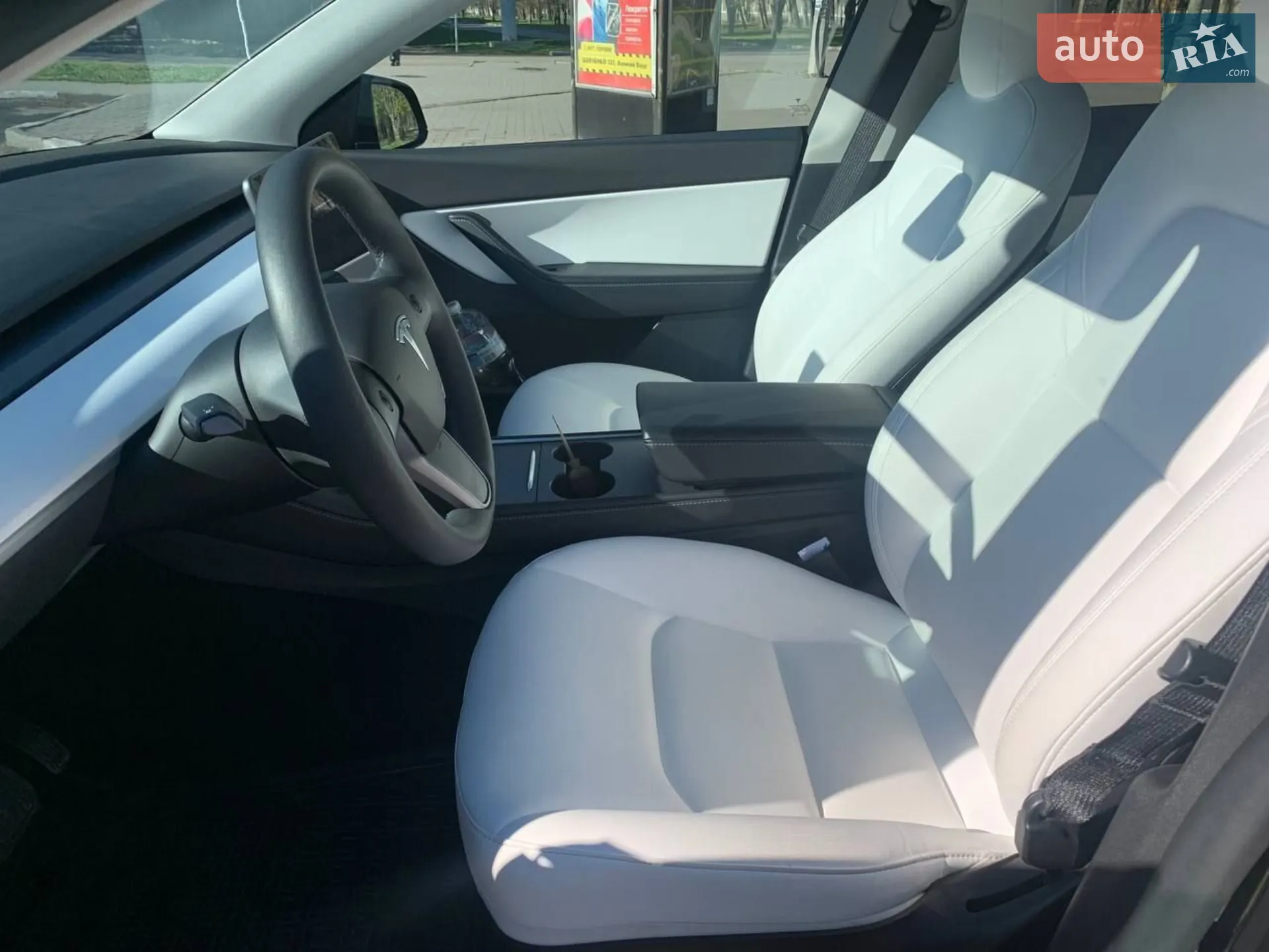 2021 Tesla Model Y - мініатюра 14