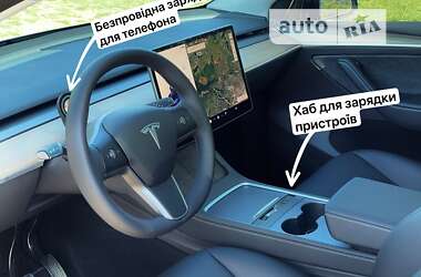 Позашляховик / Кросовер Tesla Model Y 2023 в Івано-Франківську