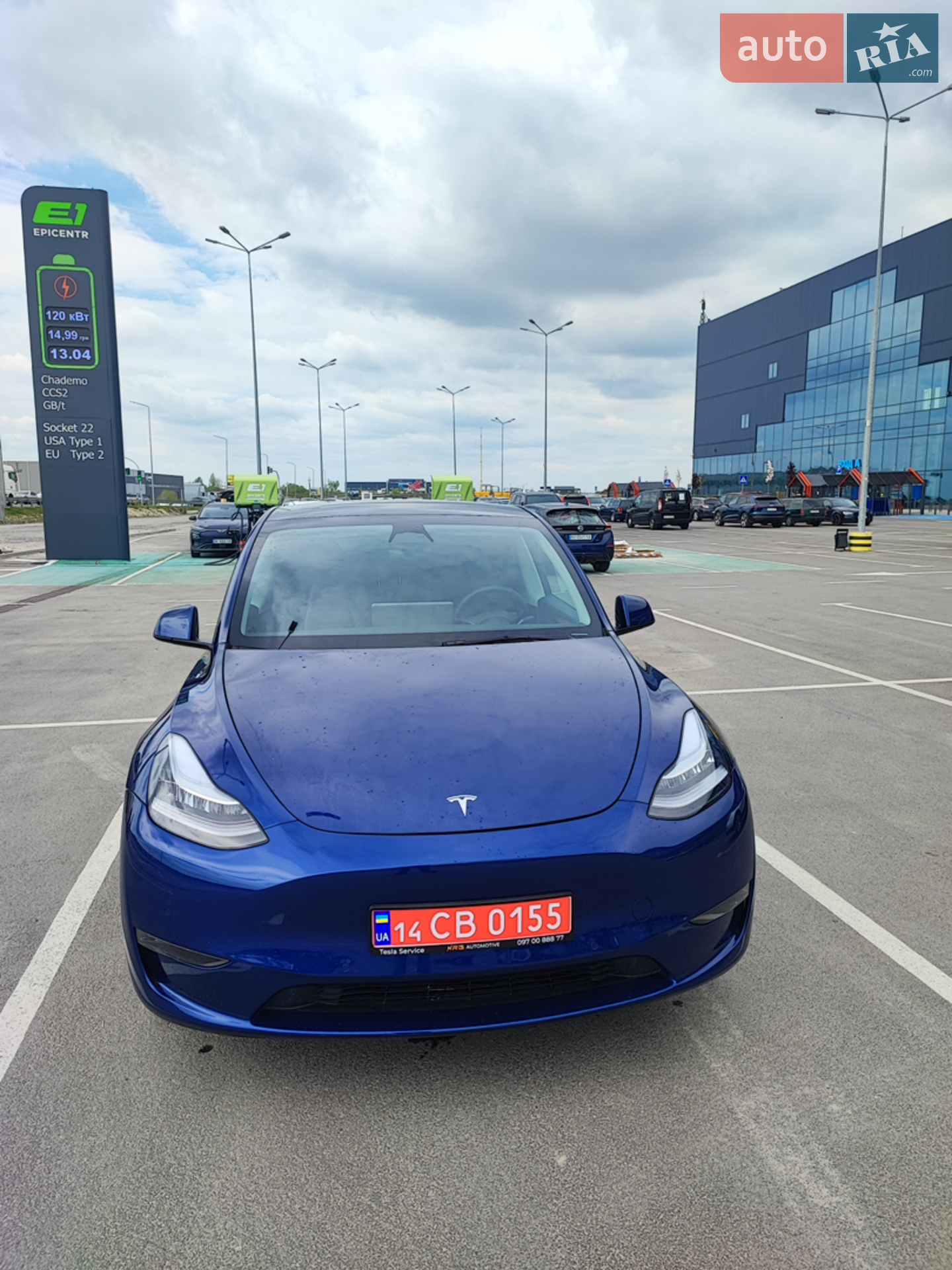 2022 Tesla Model Y - фото 1