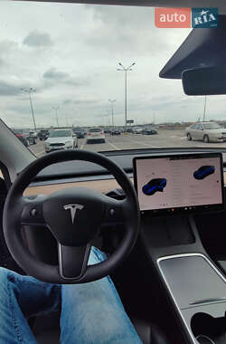 Позашляховик / Кросовер Tesla Model Y 2022 в Львові