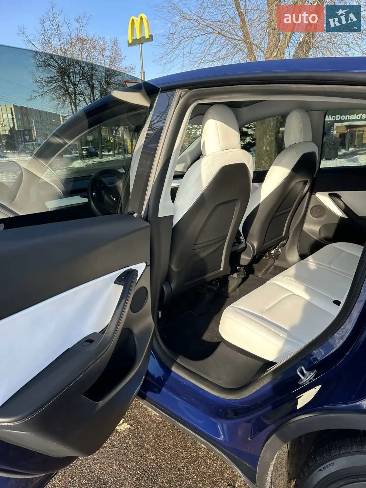 2022 Tesla Model Y - мініатюра 11
