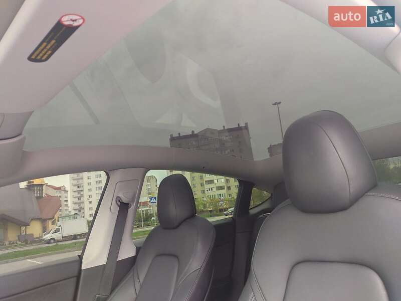 Внедорожник / Кроссовер Tesla Model Y 2022 в Ивано-Франковске
