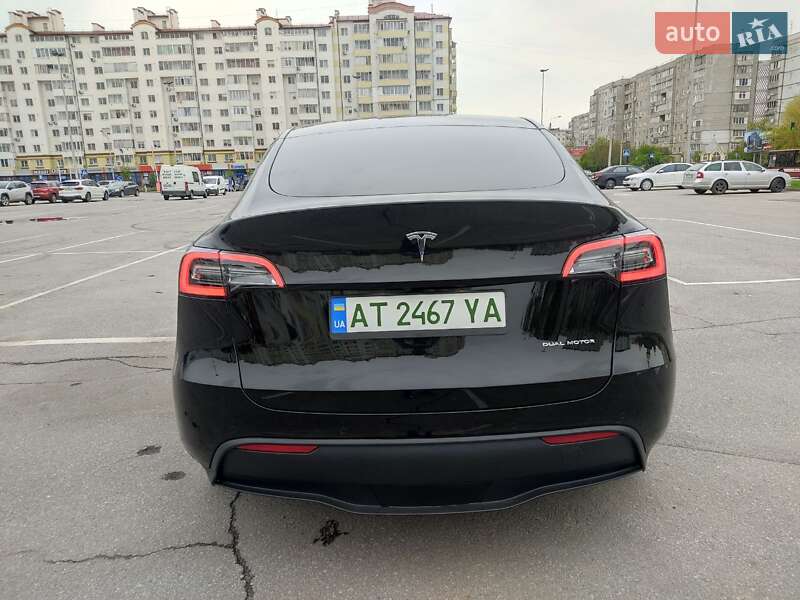 Внедорожник / Кроссовер Tesla Model Y 2022 в Ивано-Франковске