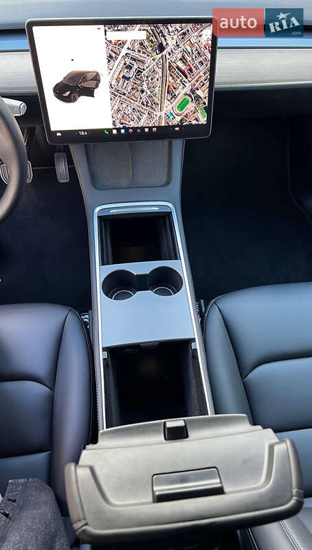 Внедорожник / Кроссовер Tesla Model Y 2022 в Львове фото 40 Внедорожник / Кроссовер Tesla Model Y 2022 в Львове